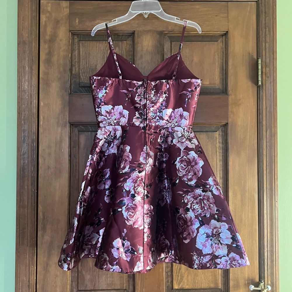 Speechless Sz 5 Adjustable Spaghetti Strap Fit & Flare Party Dress.NEW w/ tags! - Picture 3 of 10